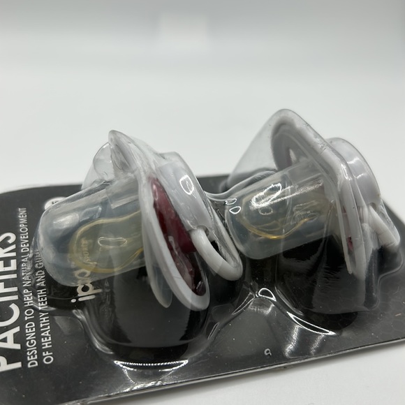 Sourh Carolina Gamecocks Baby Pacifiers - Picture 5 of 5